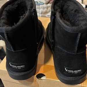 Brand new tag on Koolaburra by Ugg koola mini boot  black size 4